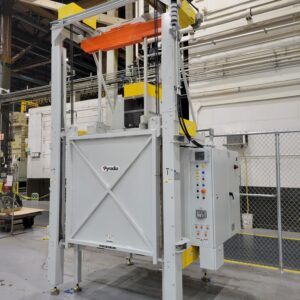 Inside heat treat oven – HM Series by Pyradia, dimensions 48” x 60” x 62”, designed for temperatures up to 1350°F (650°C).
